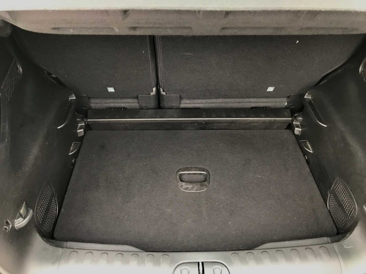 Fiat 500L 1.4 T-Jet 16v 88kW (120CV) GLP Lounge maletero