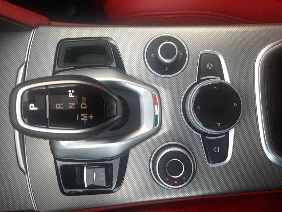 Alfa Romeo Stelvio 2.0 GASOLINA 280 CV VELOCE Q4- OCASIÓN