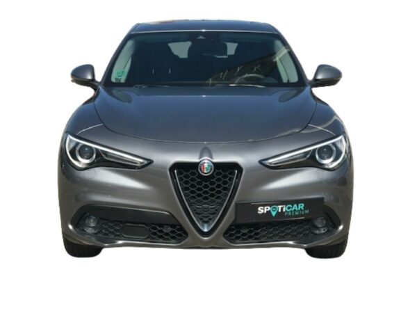 Alfa Romeo Stelvio executive gris 190cv de ocasión