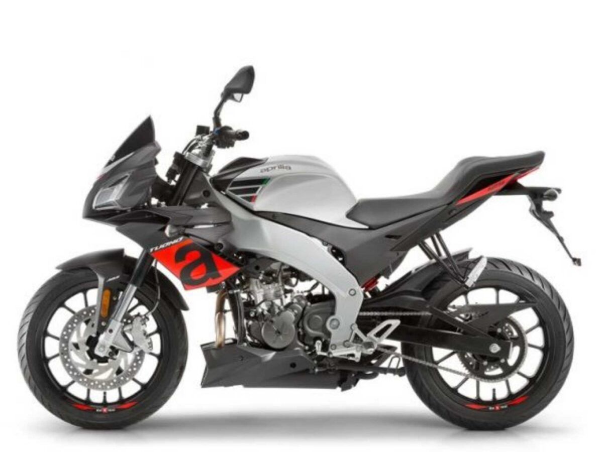 Moto Aprilia Tuono 125 gris energy nueva