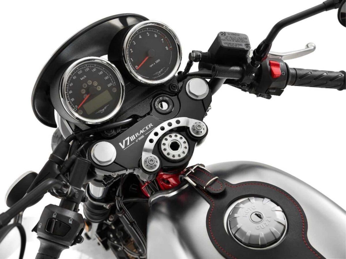 Moto Guzzi V7 III racer nueva