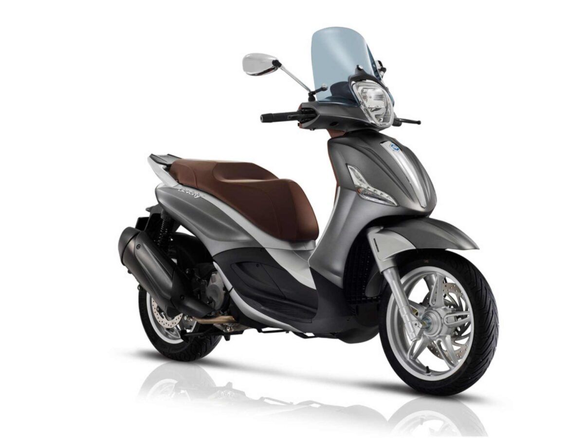 Piaggio Beverly 350 st en color gris nueva de oferta