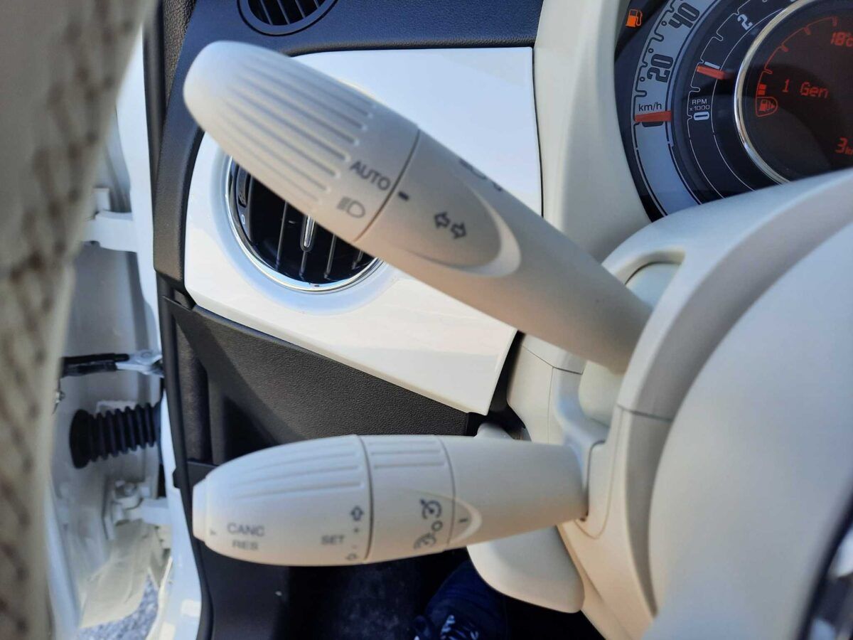 Fiat 500 lounge 1.0 70 cv km0 en color blanco