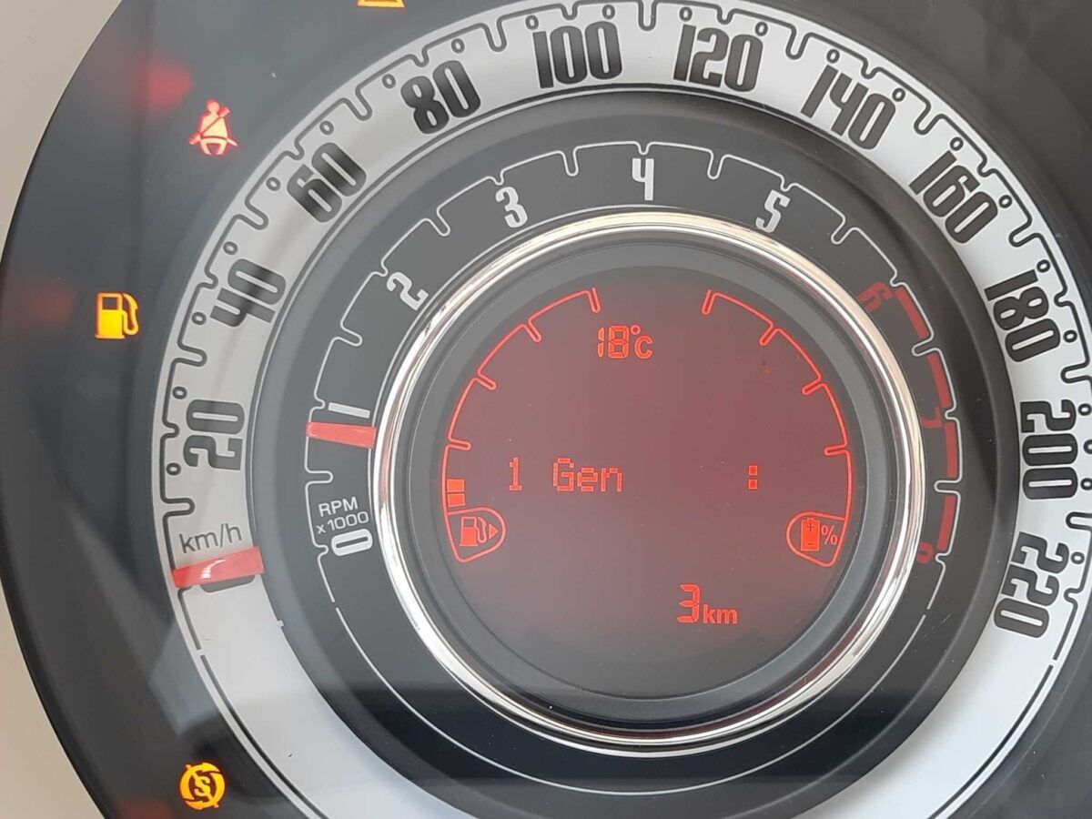 Fiat 500 lounge 1.0 70 cv km0 en color blanco