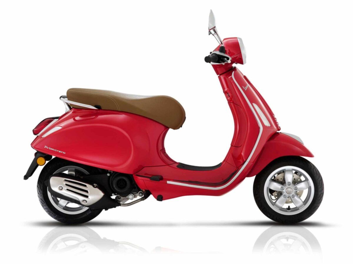 Vespa Primavera 50 euro 4 en rojo