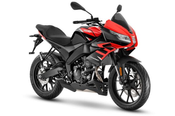 Aprilia Tuono 125 E5 negra nueva