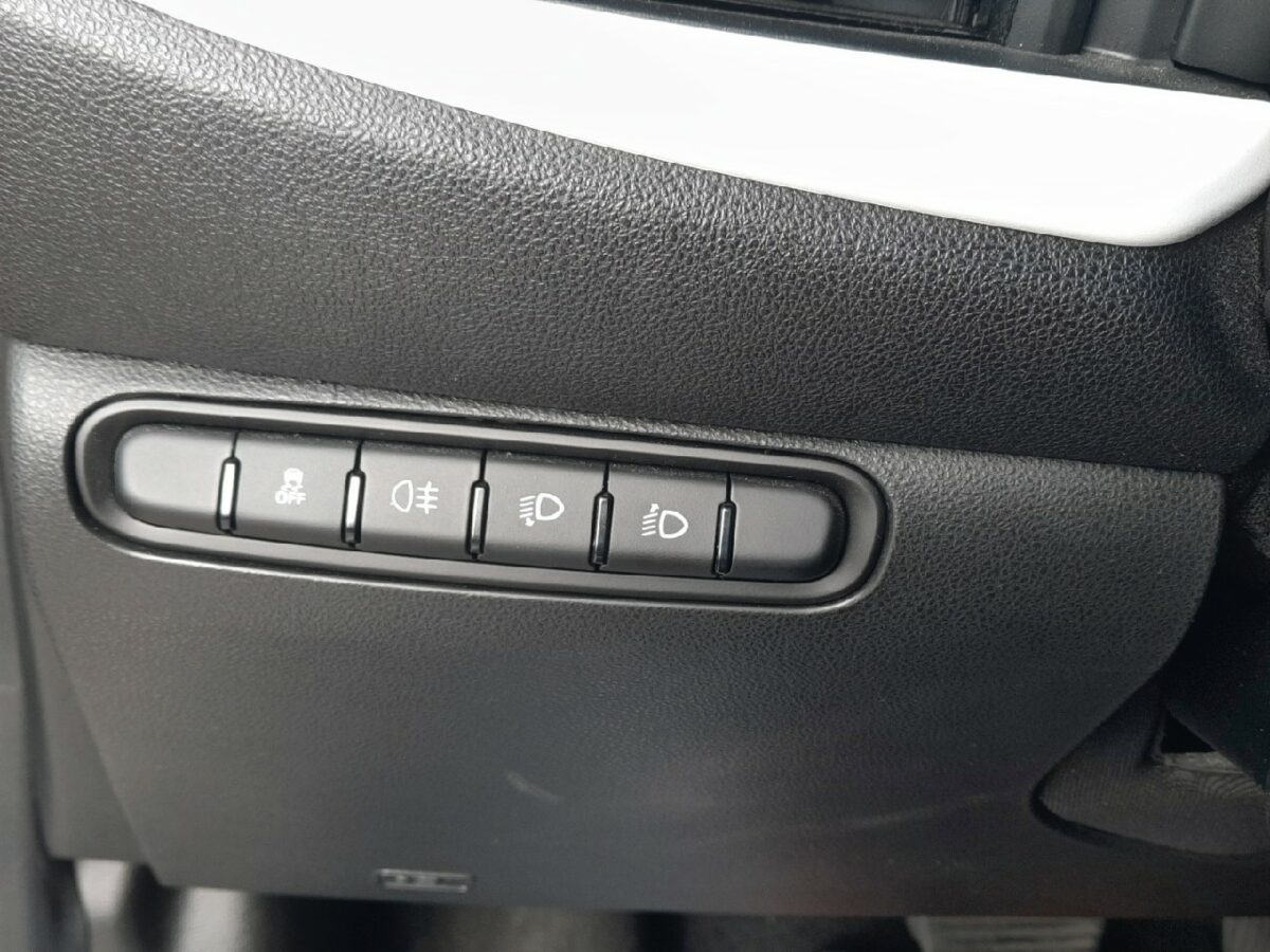 Fiat 500 eléctrico 24KWH ACTION 95cv 3Puertas en blanco de ocasión