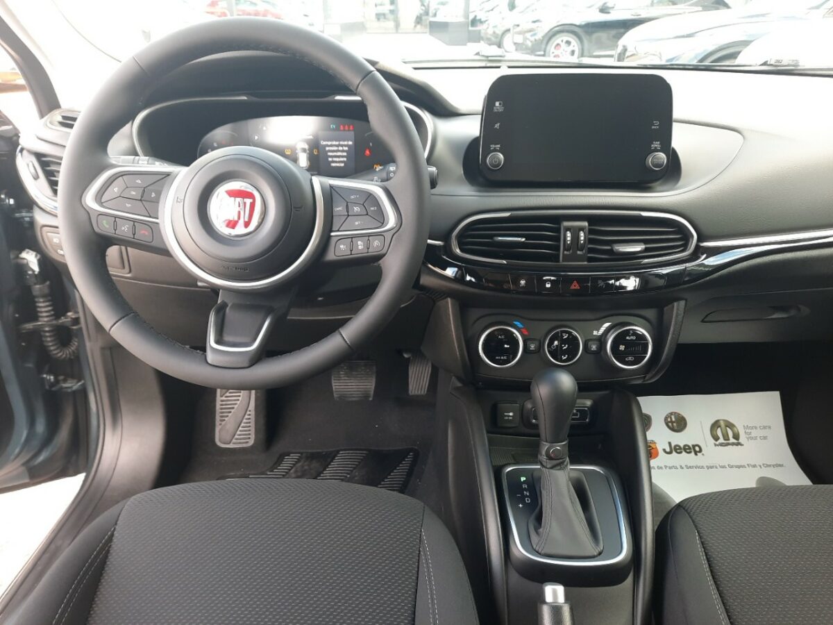 Fiat Tipo 1.5 HYBRID MHEV DCT CITY LIFE 130cv azul KM0